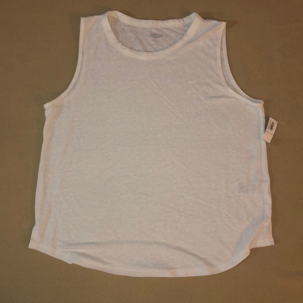 Sleeveless white Shirt